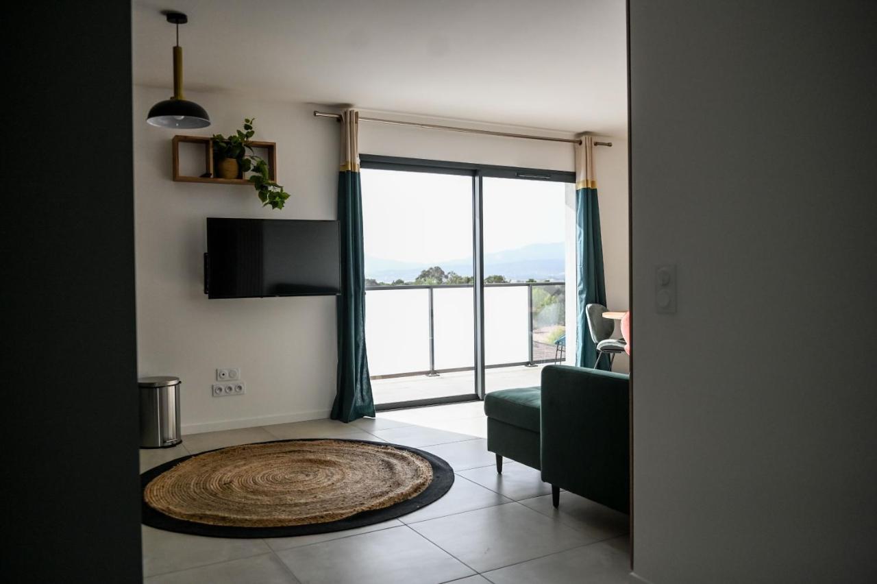 Apartment Porticcio Vacations - Terrasse, Piscine, Jacuzzi, Clim - By Tgb *